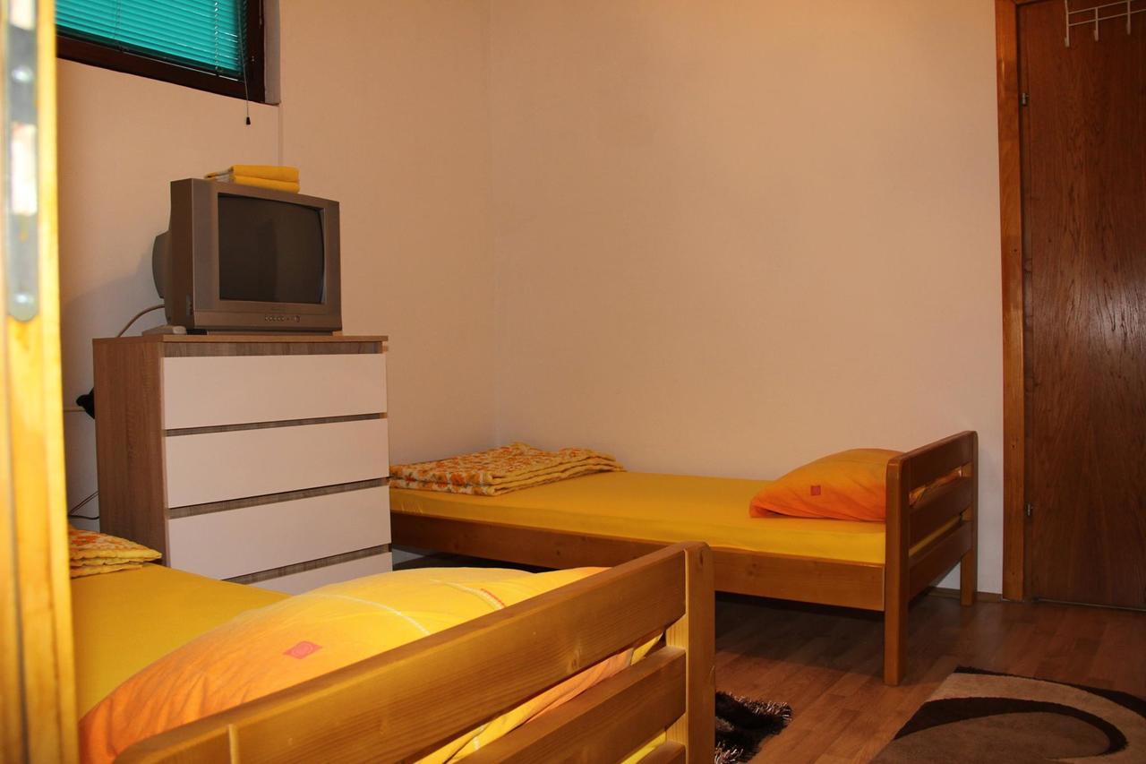 Vip Rooms Foca, Accommodation Foca, Foca Rooms 外观 照片