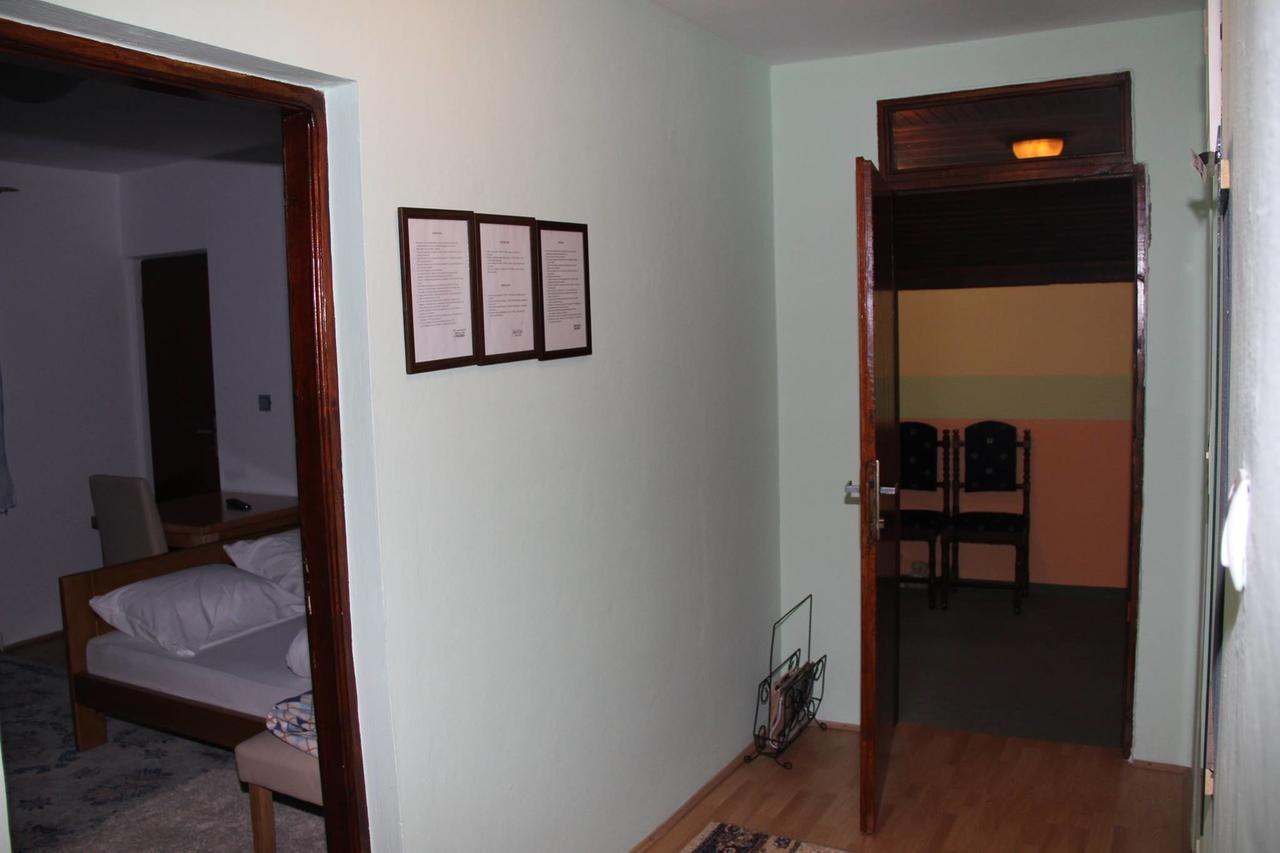 Vip Rooms Foca, Accommodation Foca, Foca Rooms 外观 照片