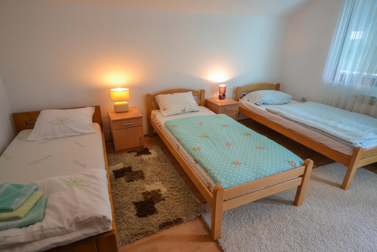 Vip Rooms Foca, Accommodation Foca, Foca Rooms 外观 照片