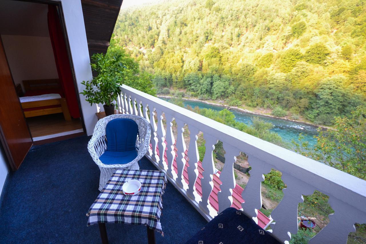 Vip Rooms Foca, Accommodation Foca, Foca Rooms 外观 照片
